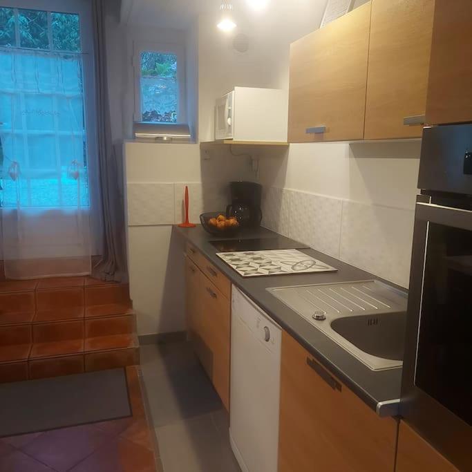 Penty Typique Kercab Dans Un Ancien Moulin Villa Plomodiern Kültér fotó