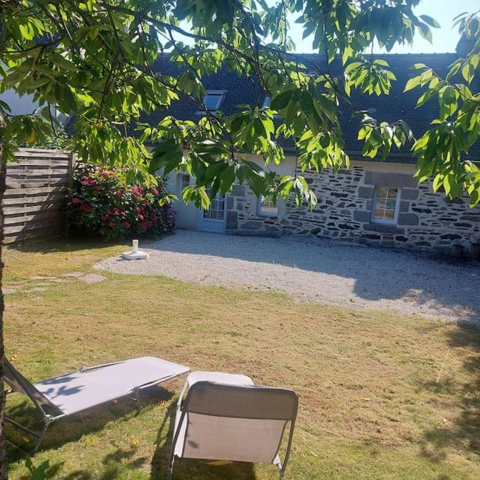 Penty Typique Kercab Dans Un Ancien Moulin Villa Plomodiern Kültér fotó